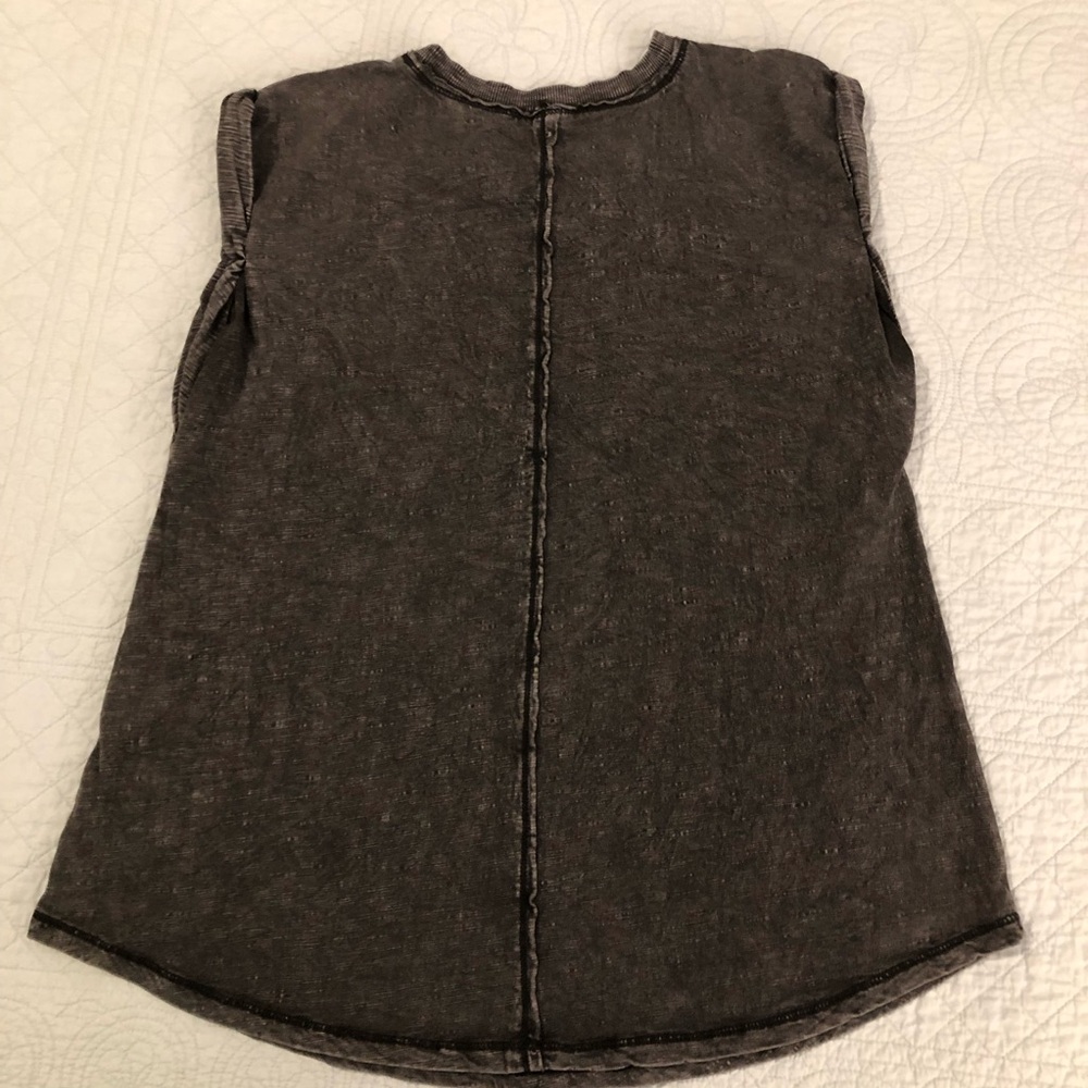 Anthropologie Pilcro roll sleeve tank muscle shirt. Size medium. - Picture 3 of 12